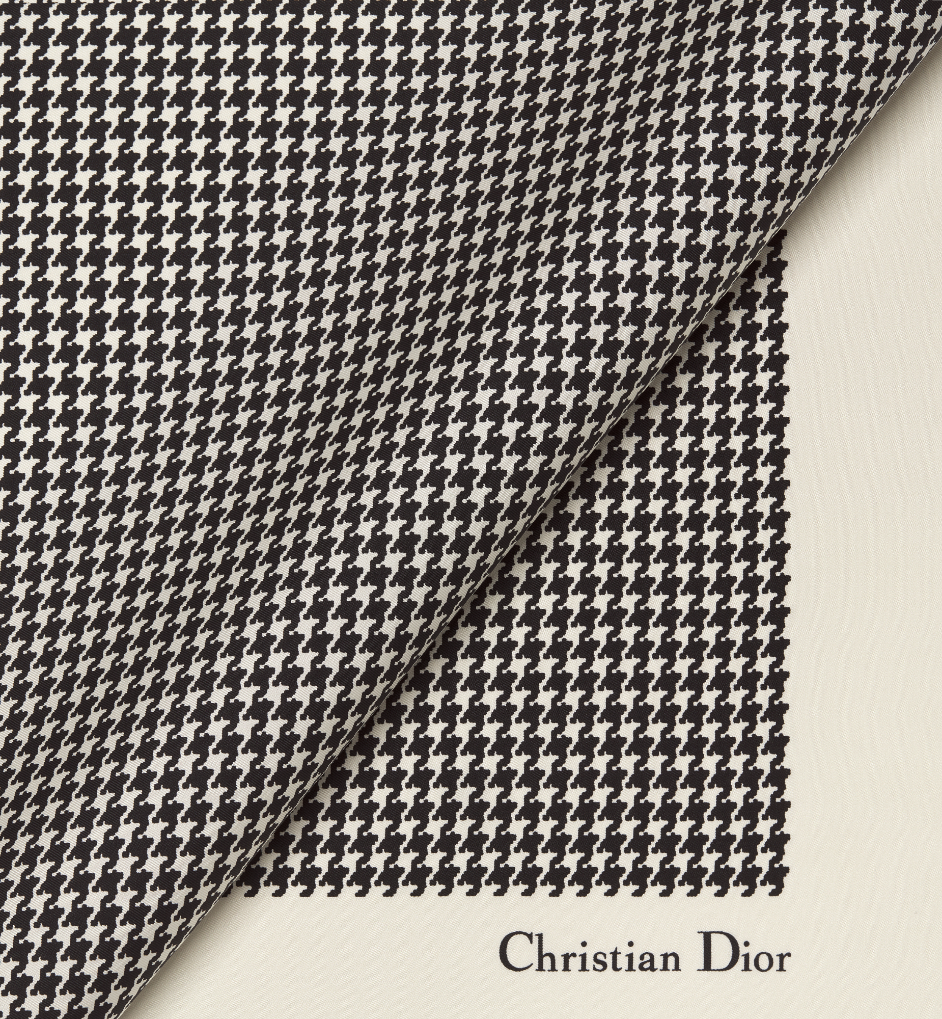 30 Montaigne 90 Square Scarf Black