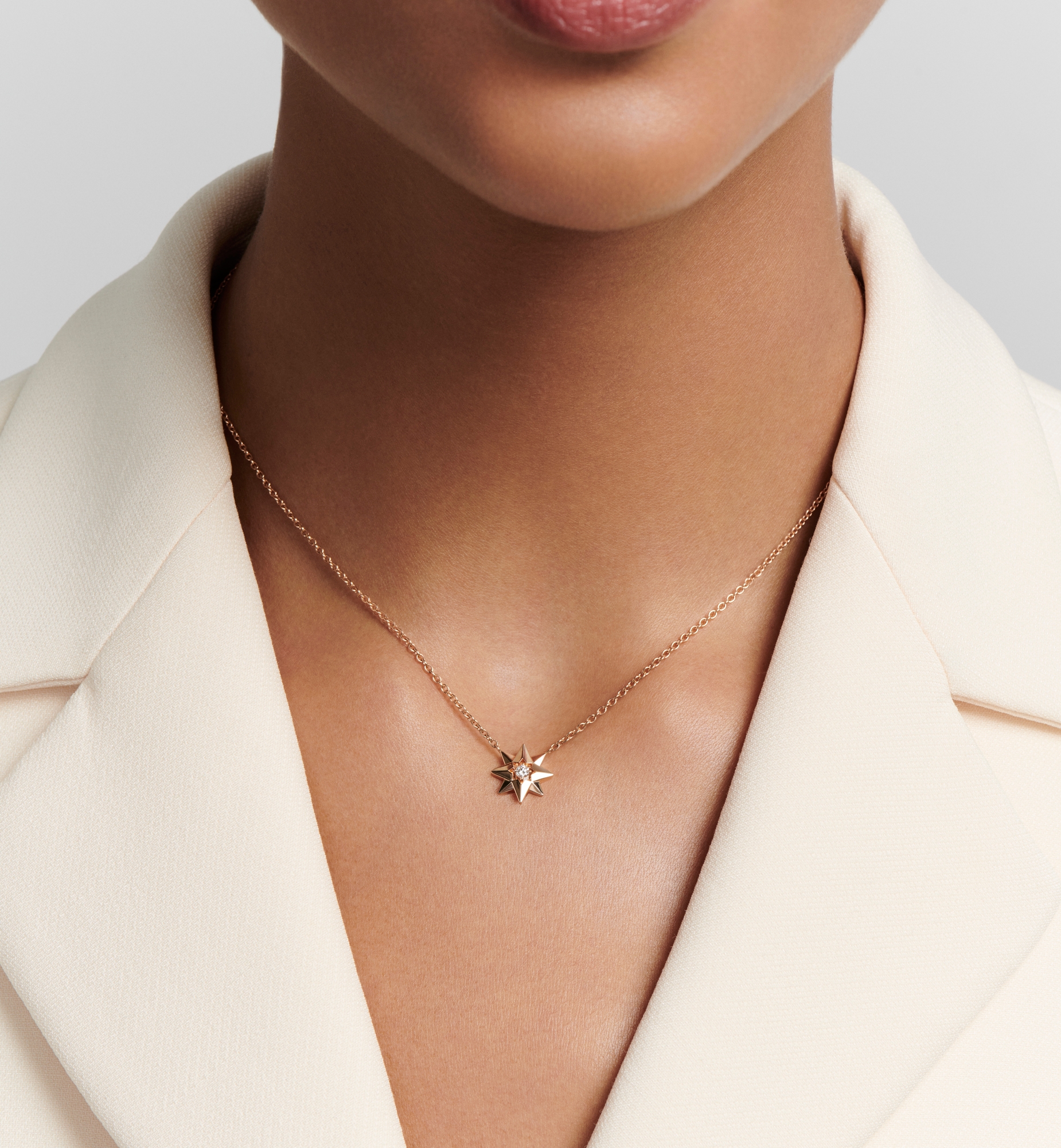 Étoile des Vents Necklace Pink